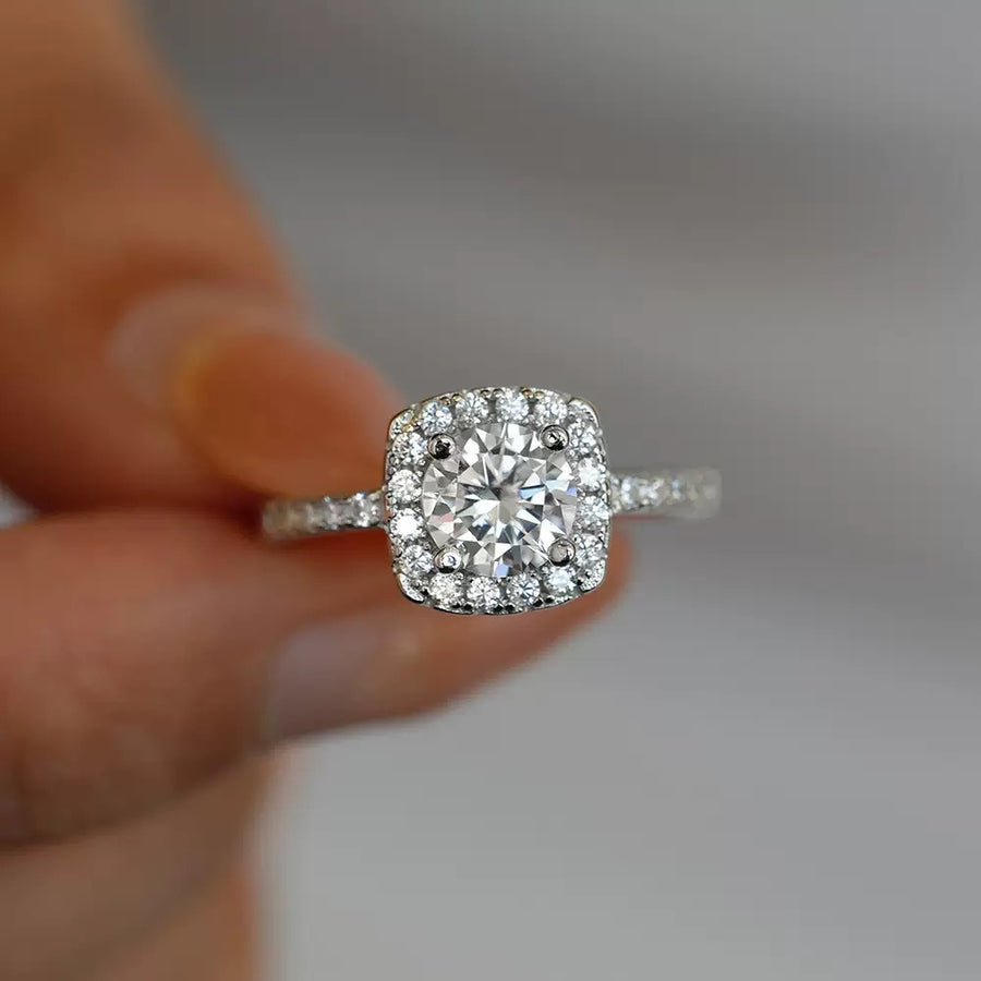 Radiant Moissanite Solitaire Ring – Ethical Elegance with Unmatched Sparkle
